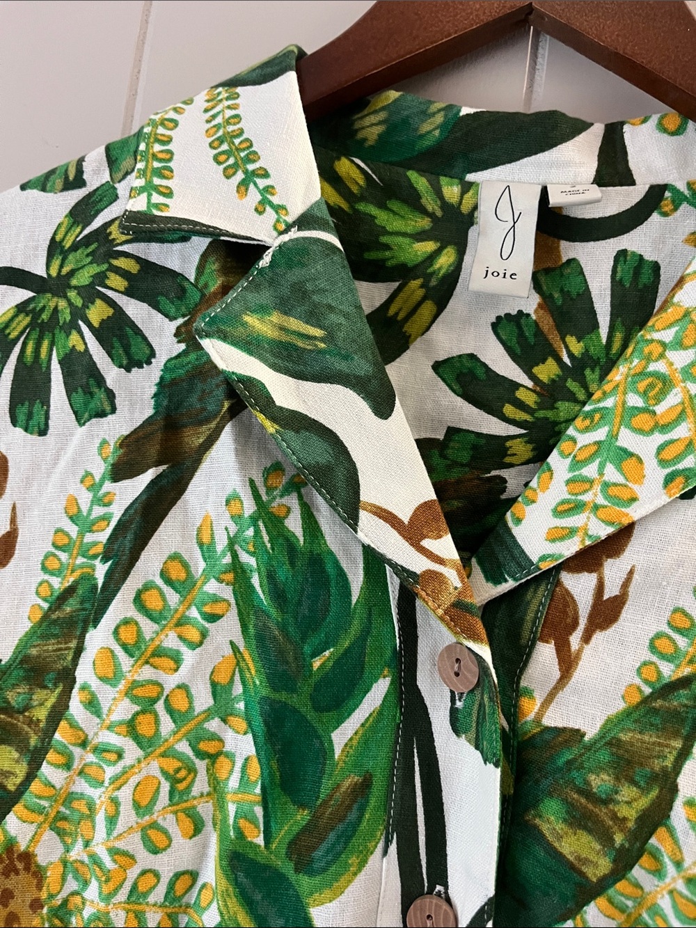 Tropical Leaf Button-Front Camp Shirt - Green & White - Picture 7 of 16